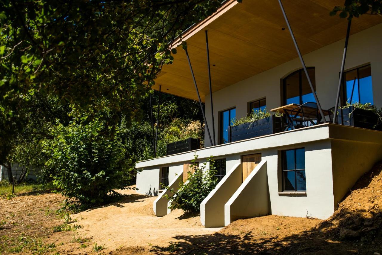 The Cabin Morris Holsbeek ภายนอก รูปภาพ