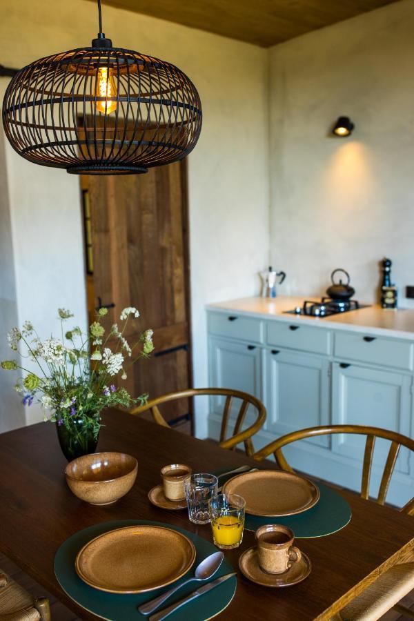 The Cabin Morris Holsbeek ภายนอก รูปภาพ