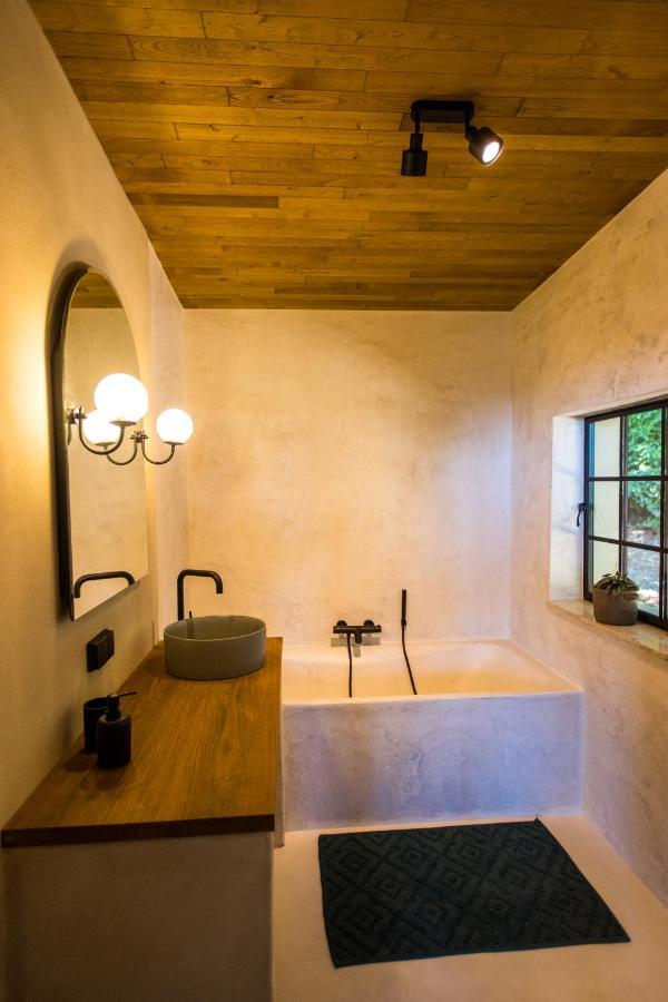 The Cabin Morris Holsbeek ภายนอก รูปภาพ