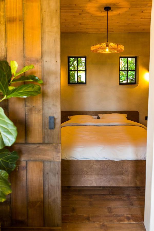 The Cabin Morris Holsbeek ภายนอก รูปภาพ